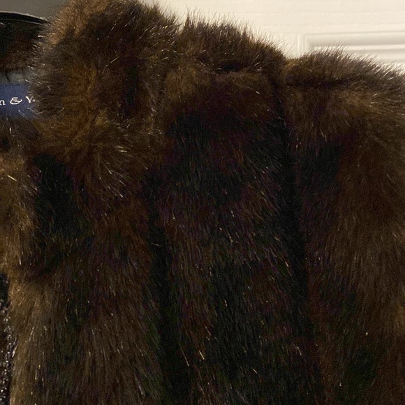 Faux Mink Preston & York Vest size L excellent condition long 24” bust 38” - Picture 3 of 8